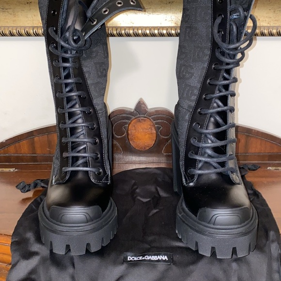 BNWT DESIGNER DOLCE & GABBANA STIVALETTO ANTIK + MAGLINA LOGO BOOT, NERO COLOR - Picture 4 of 13